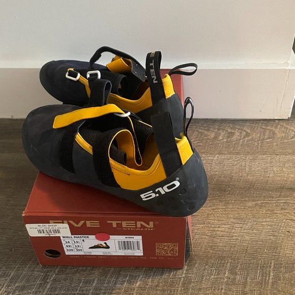 FIVE TEN WALL MASTER BOULDERING CLIMBING SHOES - Picture 4 of 5